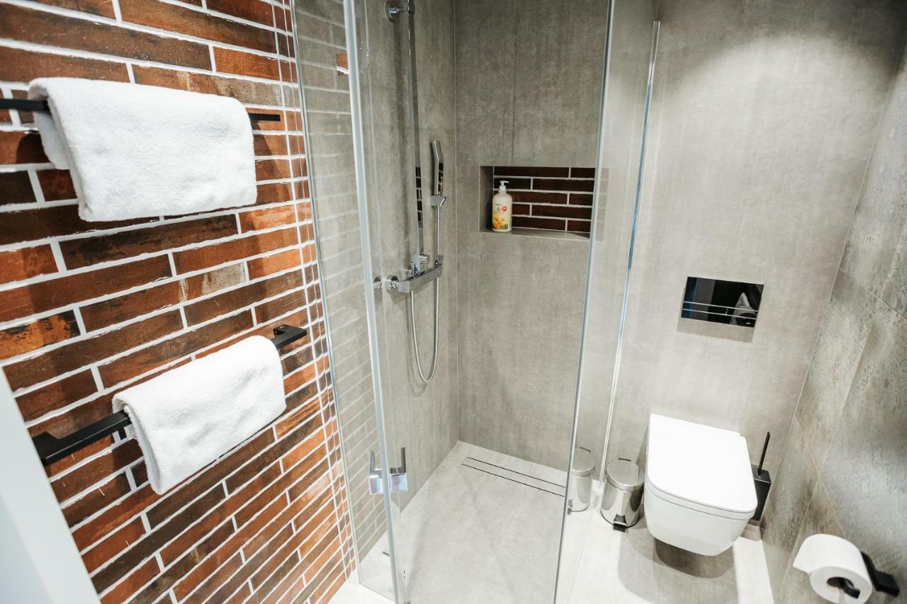 Diamond - Luxurious Apartment - A/C Krakow Bagian luar foto